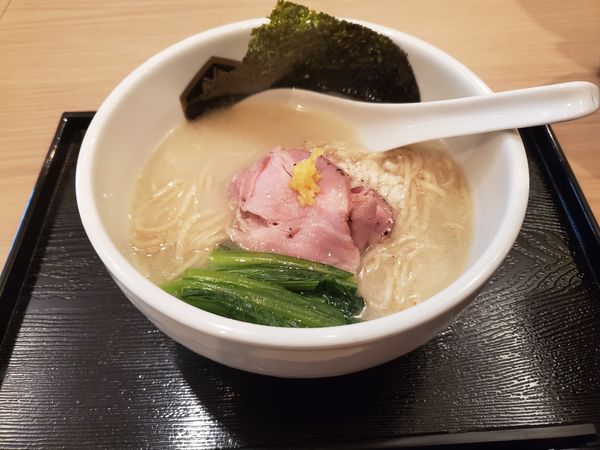 「真鯛らーめん 870円」@真鯛らーめん 麺魚の写真