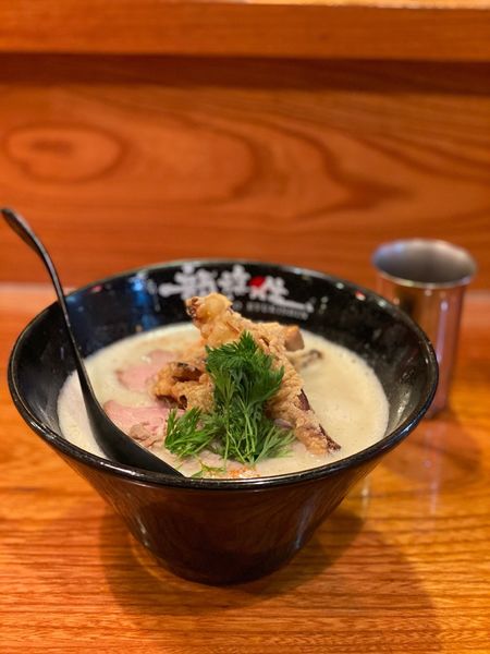 「鷄たいたん塩ラーメン」@龍旗信 京都店の写真