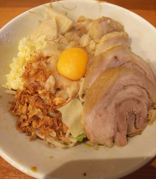 「小ブタ+汁なし」@ラーメンBoo Boo太郎。の写真