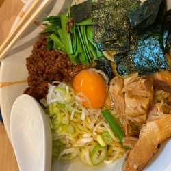 まぜそば　780円