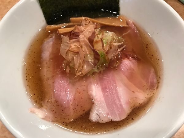 「醤油ラーメン カツオ」@一麺天に通ずの写真