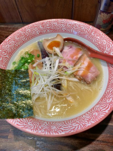 「濃厚鶏白湯ラーメン」@らーめん詩の写真