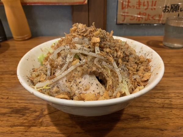 「汁なし」@ラーメン荘 歴史を刻め 新栄店の写真