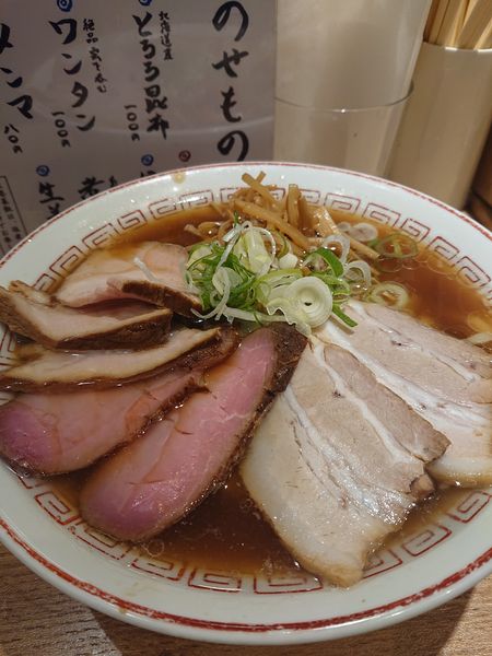 「肉そば９３０円」@超多加水自家製手揉み麺 きたかた食堂の写真