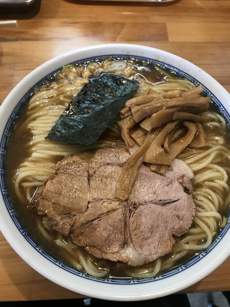 「ラーメン、中、辛味」@自家製中華そば としおかの写真