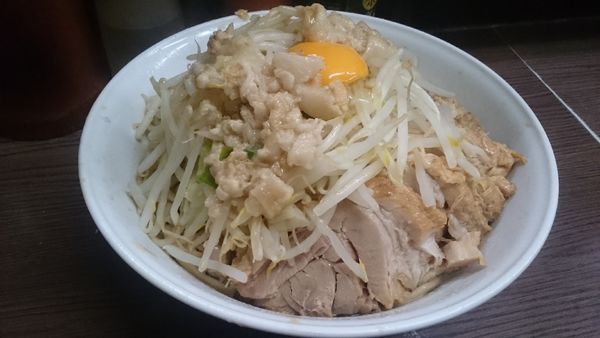 「大ぶた・汁なし(ヤサイアブラ)￥１０１０」@ラーメン二郎 横浜関内店の写真