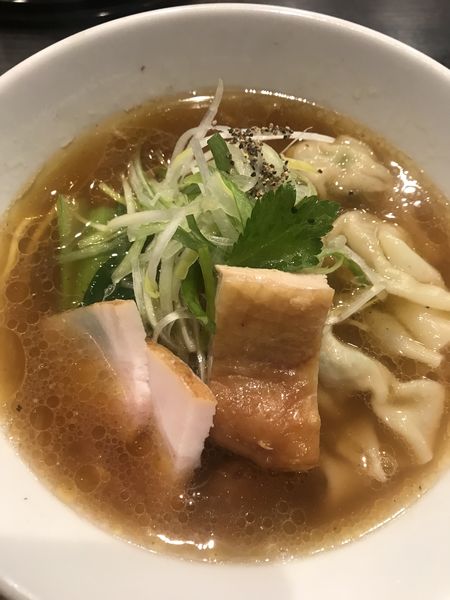 「わんたん麺　950円」@チラナイサクラの写真
