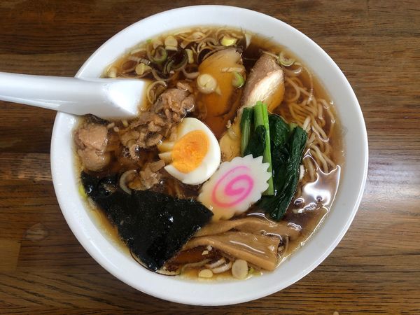 「ラーメン＋とり皮トッピング」@盛昭軒の写真