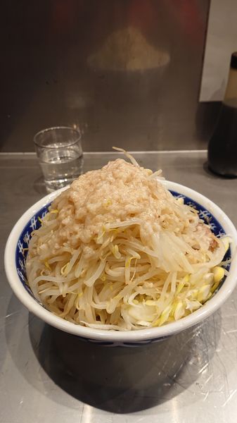 「油そば  野菜  ニンニク  油」@らーめん大 大森店の写真