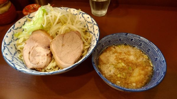 「つけ麺大盛り(900円)」@らーめん陸の写真