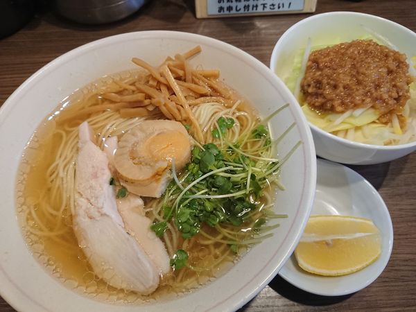 「【エミオの日限定】ホタテ塩らーめん780円＋ジロめし(ﾗﾝﾁ」@INOSHOWの写真