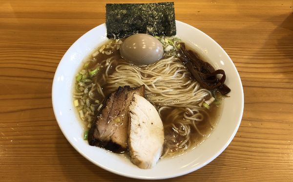 「味玉中華そば」@下町中華そば すずめ食堂の写真