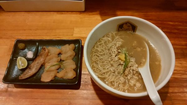 「(ラーメンウォーカー限定)のどぐろ100％らーめん」@真鯛らーめん 麺魚の写真