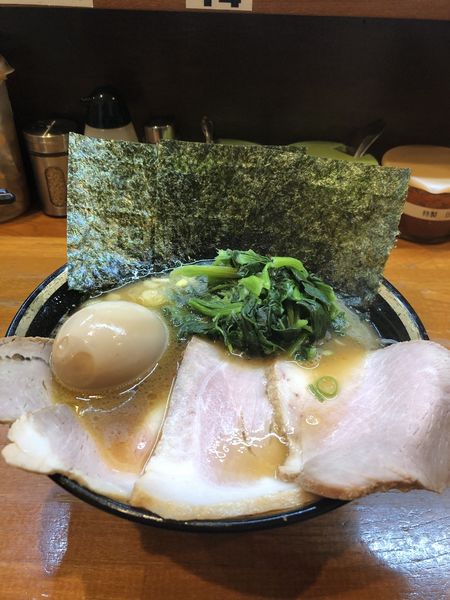 「チャーシュー麺＋味玉」@末廣家の写真