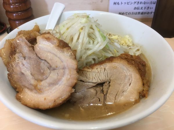 「ラーメン（麺少なめ ﾔｻｲｽｸﾅﾒ ﾆﾝﾆｸｽｸﾅﾒ）」@自家製ラーメン 大者の写真