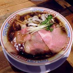 サバ醤油そば（750円）