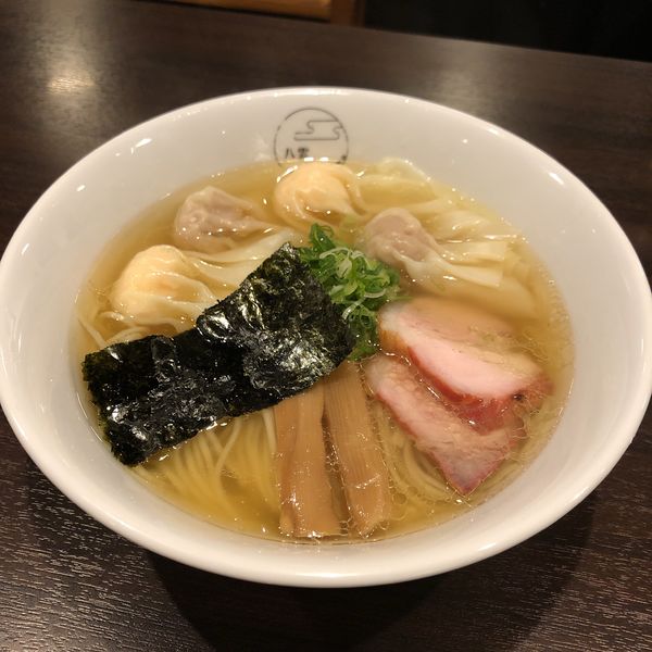 「特製ワンタン麺ハーフ（白）」@八雲の写真