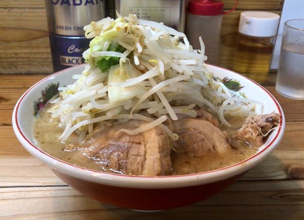 「小ラーメン780」@ラーメン神豚 関東学院前店の写真