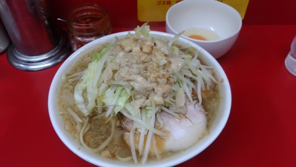 「ラーメン生卵ヤサイ少なめアブラカラメ」@ラーメン二郎 神田神保町店の写真