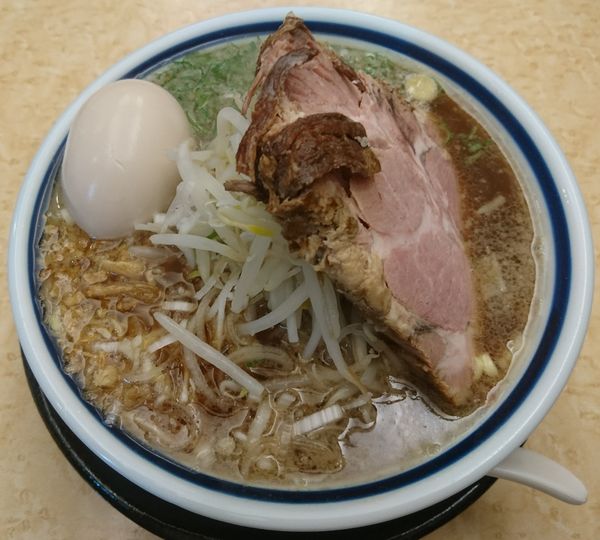「醤油ラーメン＋煮玉子」@神名備の写真