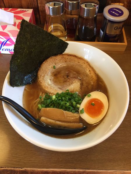 「あごだし醤油らーめん」@麺屋 哲の写真