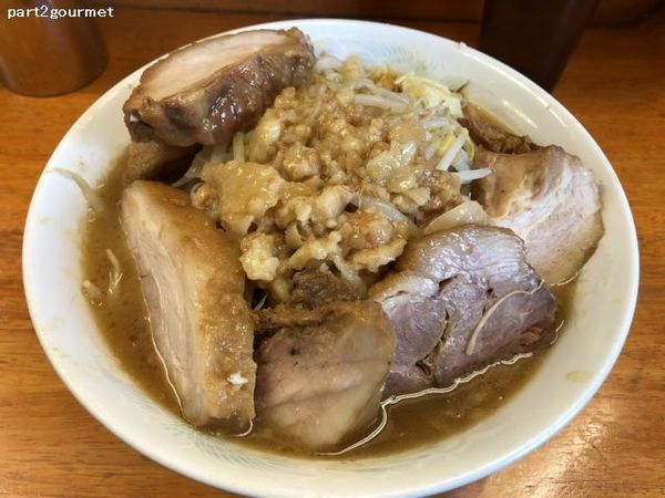 「麺少なめぶた増し 「ニンニクアブラ」(850円)」@ラーメン二郎 立川店の写真