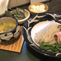 浜名湖産カキと節の味噌つけ麺