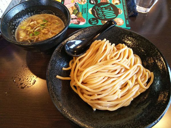 「濃厚つけ麺　※㋗で５００円　（大盛り）」@麺屋 絆の写真