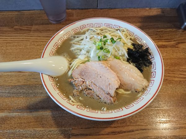 「濃厚煮干そば大盛」@煮干中華そば専門 煮干丸の写真