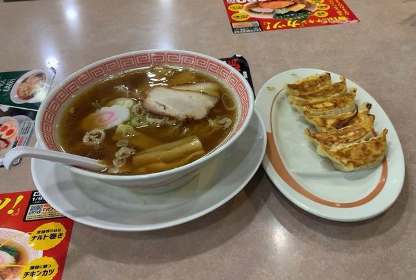 「中華そば 餃子極」@幸楽苑 千葉中央店の写真