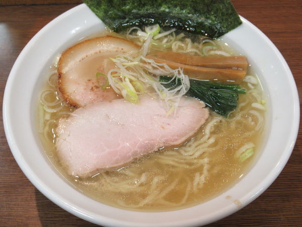 「塩らーめん（750円）」@らーめん一辰の写真