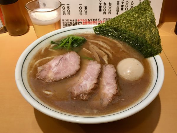 「ヱビスビール小瓶 → 得らーめん」@らーめん文蔵の写真