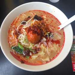 野菜担担麺（スパイシー）