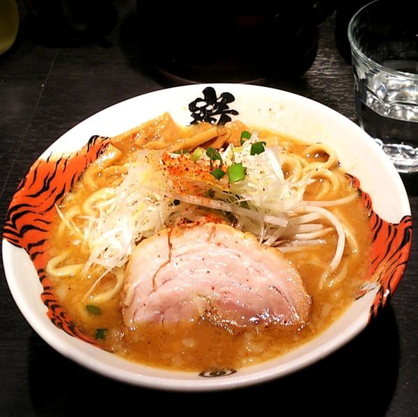 「味噌ら～麺 (中盛)」@麺屋武蔵 巌虎の写真