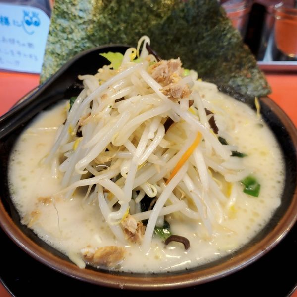 「野菜ラーメン塩脂少なめ麺硬め味普通」@横浜家系ラーメン 所沢大和家の写真