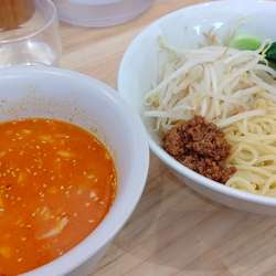 坦々つけ麺720円