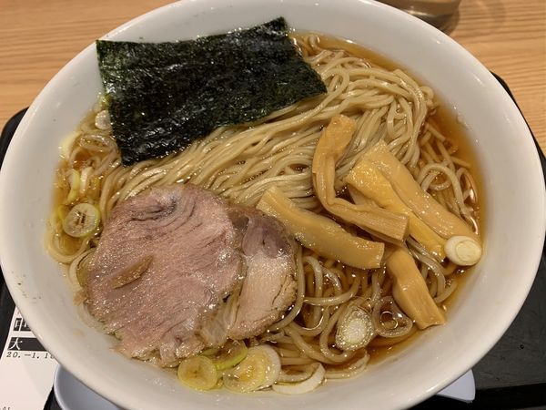 「中華そば大盛」@舎鈴 シャポー本八幡店の写真