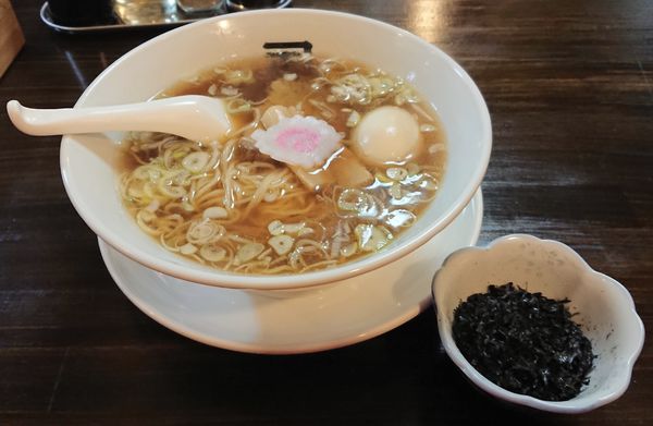 「味玉らー麺＋岩のり」@煮干らー麺 カネショウ 新検見川の写真