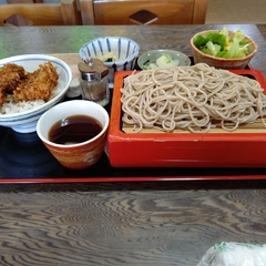 すかや 松井田店の画像