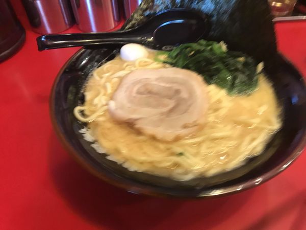「醤油ラーメン」@横浜家系ラーメン 府中大和家の写真
