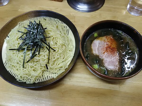 「つけ麺中850円」@自家製麺 らーめん・つけ麺専門店 一本槍の写真
