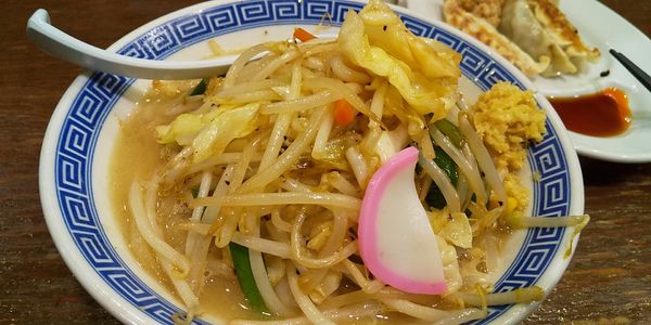 「タンメン+生姜+餃子唐揚げ」@トナリ 丸の内店の写真