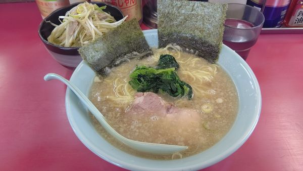 「サービスラーメン400円＋ネギ丼270円」@ラーメンショップ 石下店の写真