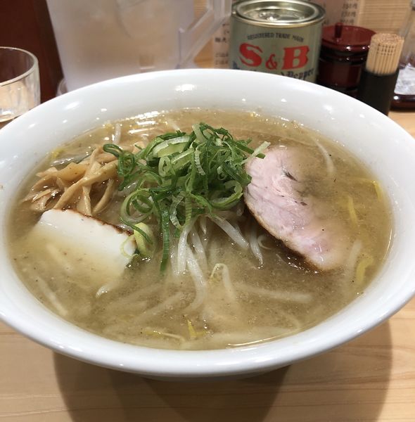 「塩らーめん850円」@三ん寅の写真