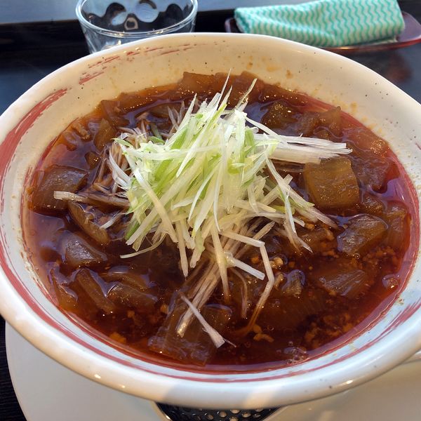 「タンタンメン(辛)780円、餃子(５個)300円」@来人の写真