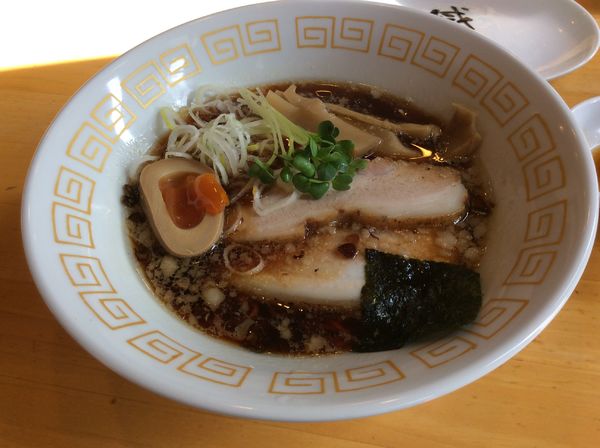 「黒醤油らーめん¥750」@麺屋 藤の写真