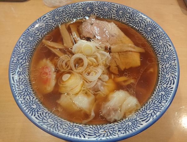 「醤油ワンタンラーメン」@手打ちラーメン 清仁軒の写真