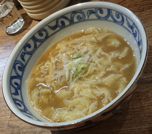 「【限定】カキポタラーメン(しょうゆ)」@らー麺屋 バリバリジョニーの写真