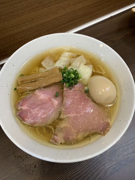 「特製塩中華そば 850円」@中華そば さわの写真