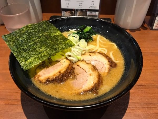 「半ちゃーしゅー麺￥920」@しょうゆのおがわや 橋本店の写真